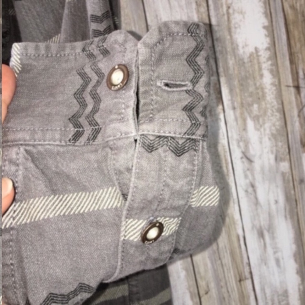 Levi's Grey Button Shirt Jacket - Picture 4 of 5